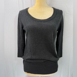 Gap women Gray 3/4 sleeve tight knit soft stretch sweater size Medium